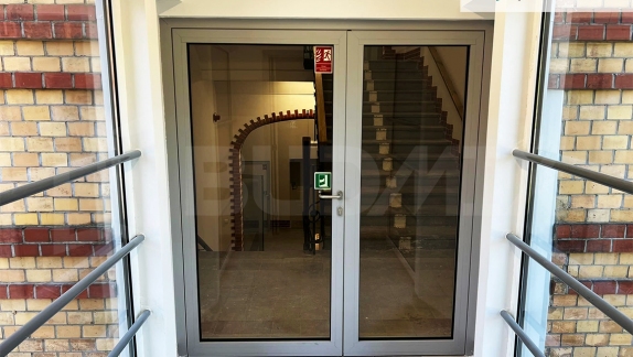 stolarka_aluminiowa_okienno-drzwiowa_gliwice_szkola_muzyczna_4