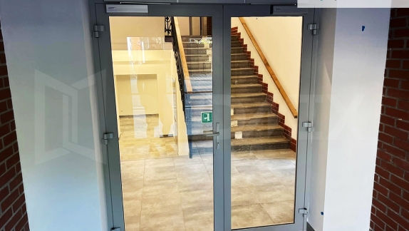 stolarka_aluminiowa_okienno-drzwiowa_gliwice_szkola_muzyczna_6